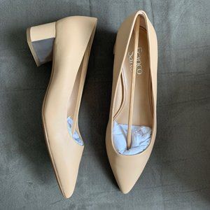 NWT Franco Sarto - 8 (Wide) Global Leather Pump